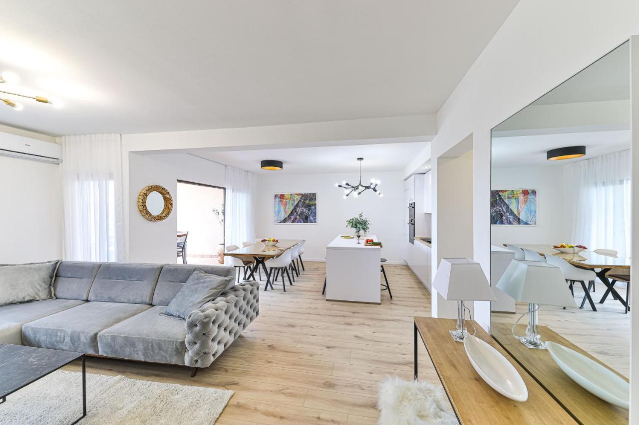 Ana Apartment