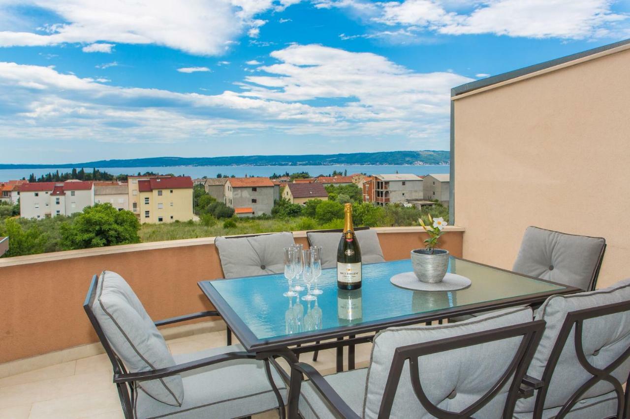 Apartment Ana *