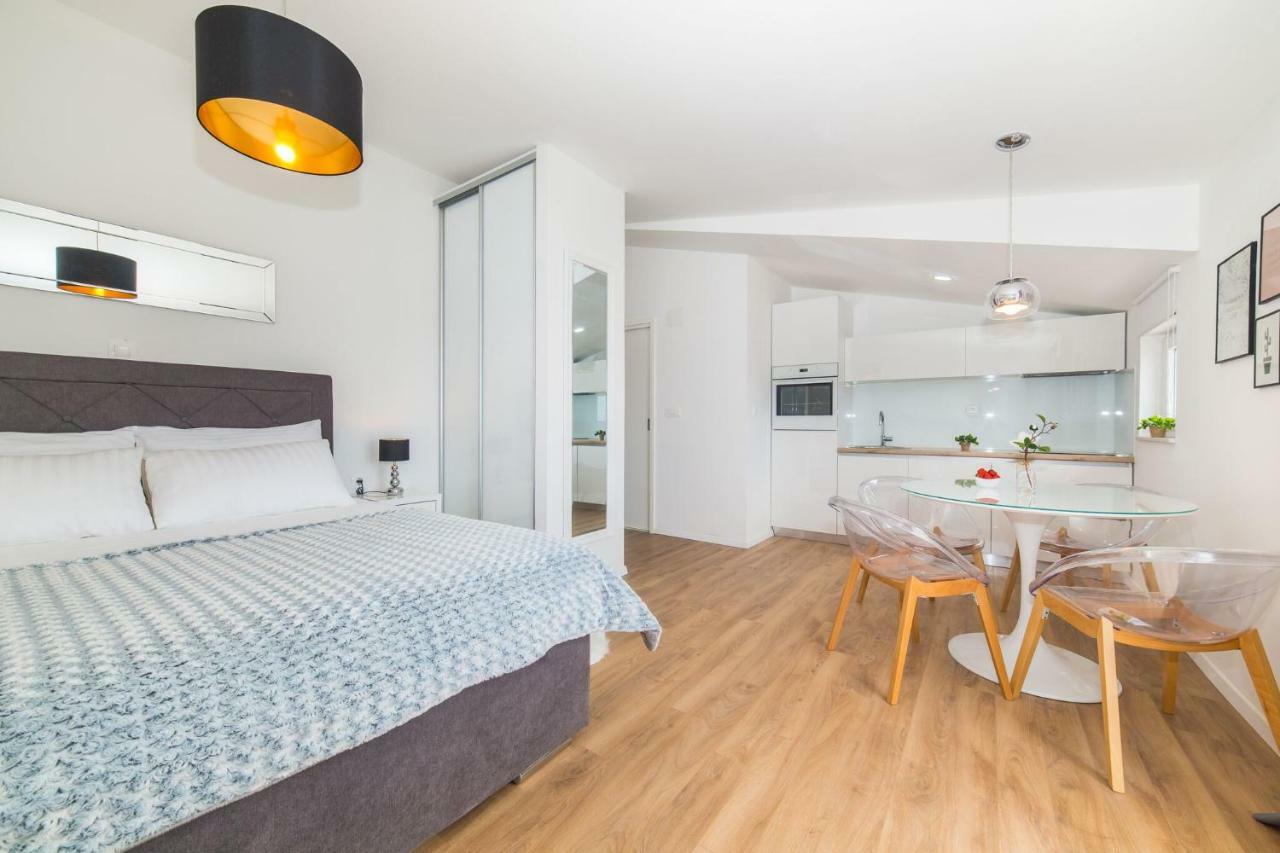 Ana Apartment