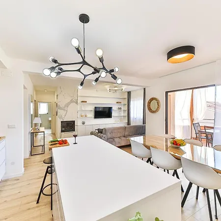 Apartmani Ana Kaštela Exterior foto