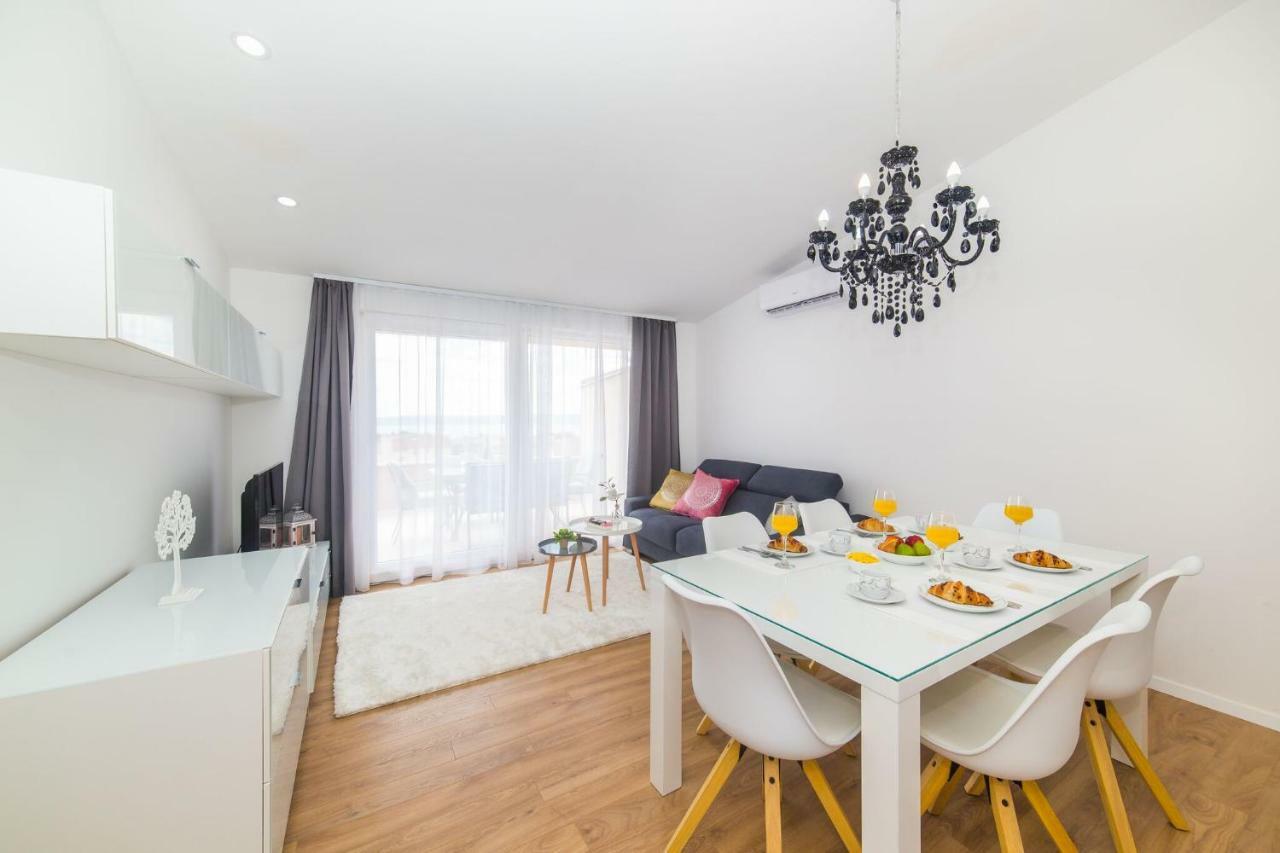Apartment Ana *